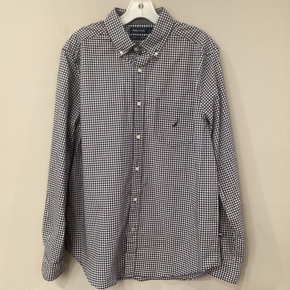 Nautica Men’s Med. Blue Check Button Down Shirt In Excellent Preowned Condition - Picture 2 of 6